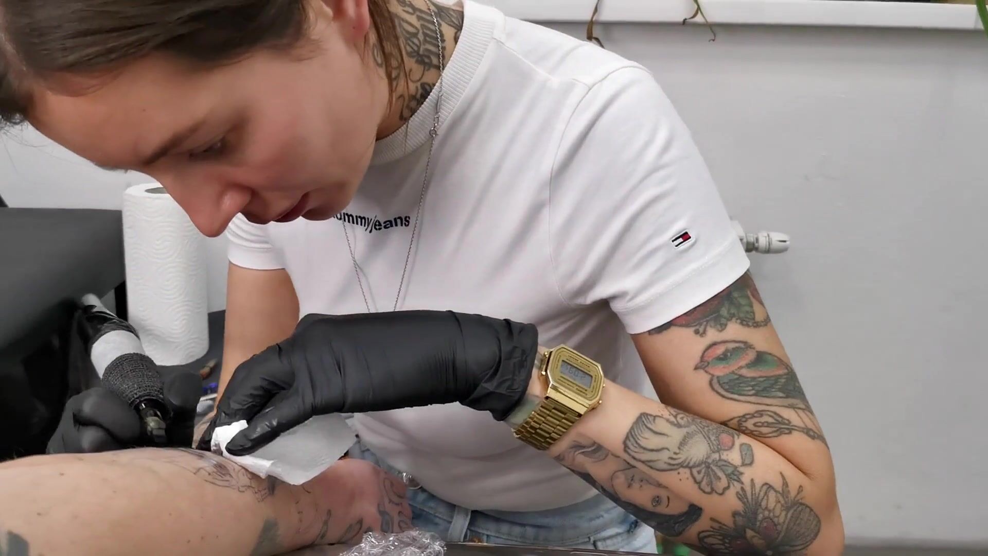 Денис шальных после удаления тату