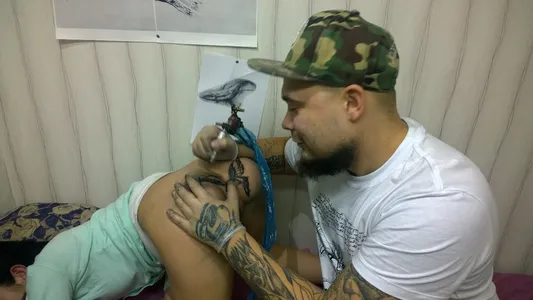 Тату салоны порно видео