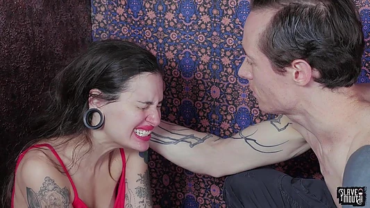 Порно пикап Тайланд Есегін жалаңаш басып жүру