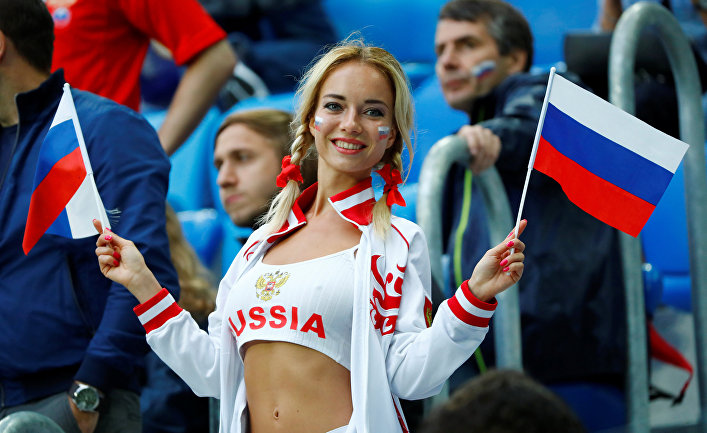 Порно с самой красивой болельщицой сборной России фифа 2018