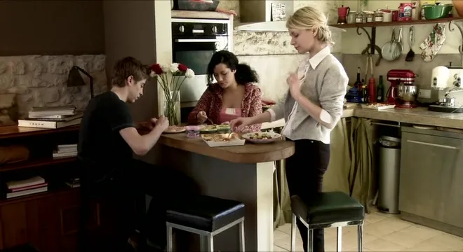 Үйдегі кеуделердің порно фотолары